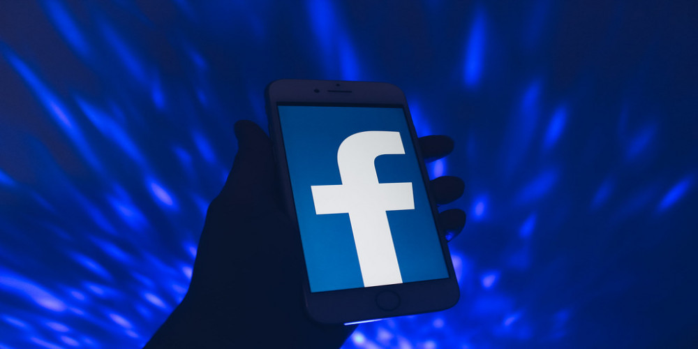 Facebook Lets Anyone Become a Group Moderator, If the Admin Allows